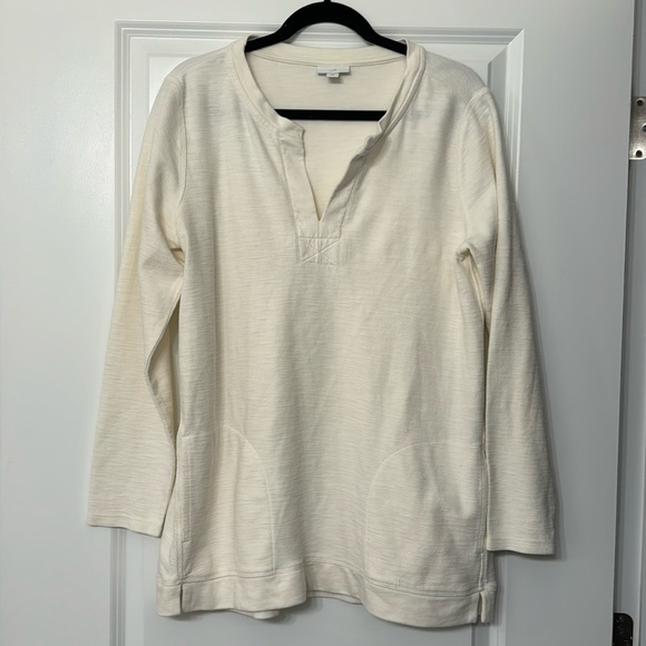 J. Jill Tops - Very Cute JJill Creme Tunic with pockets.